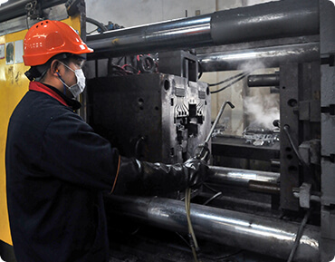 Aluminum die casting machine