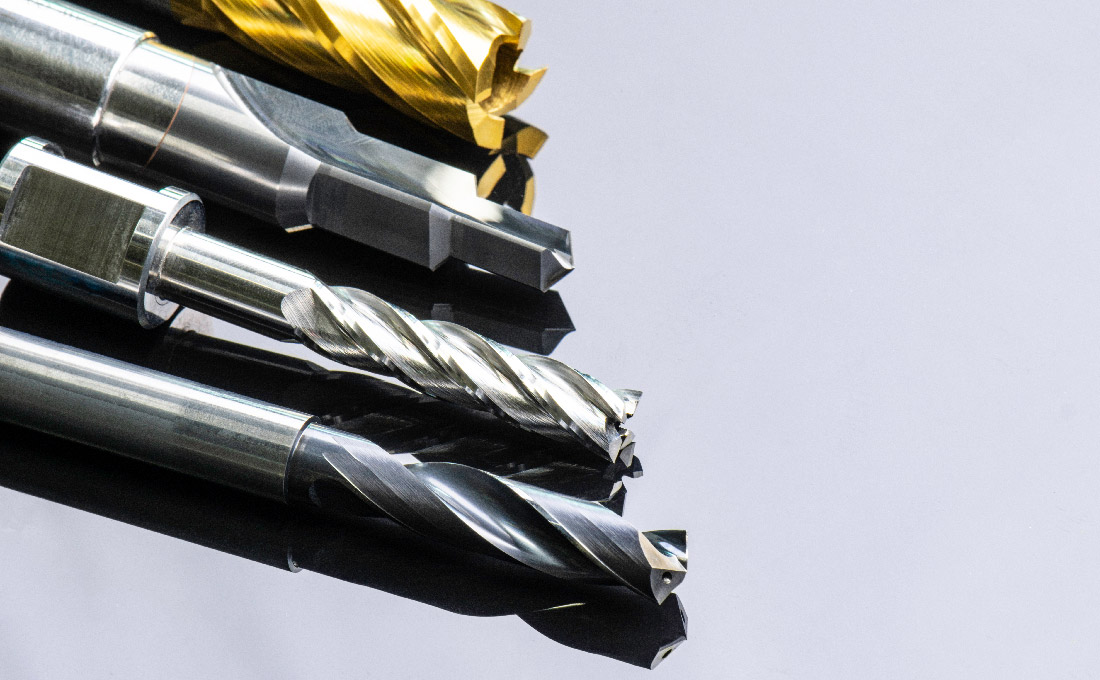 use milling machine tools when doing anodized aluminum machining parts.