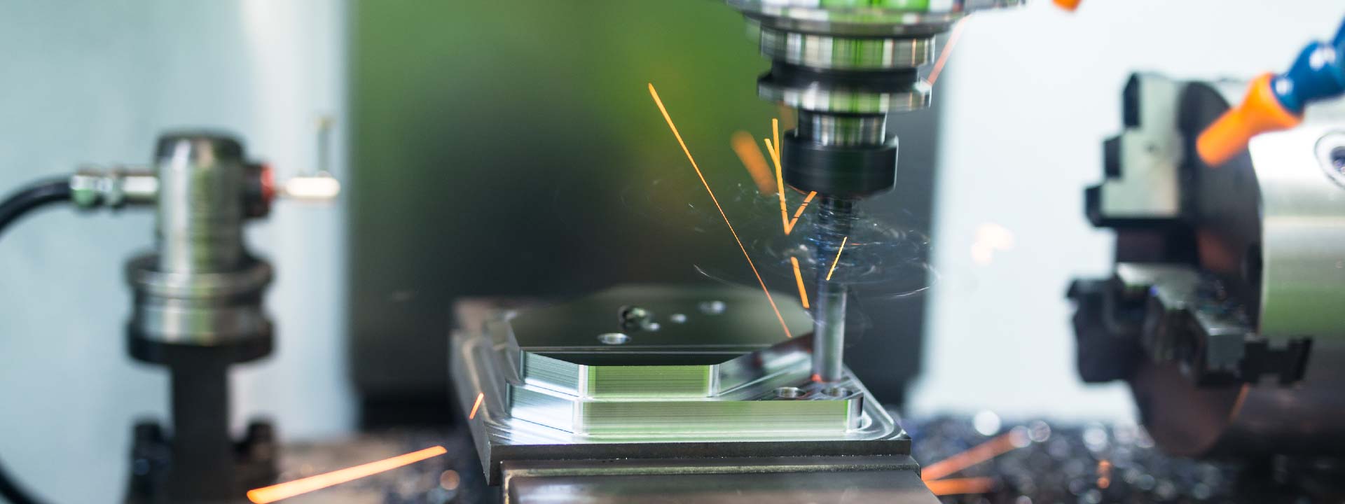 Extrusion-Machining-banner