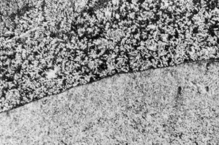 Failure-of-Bonding-Between-Cold-Flakes-and-the-Alloy-Close-Up-View