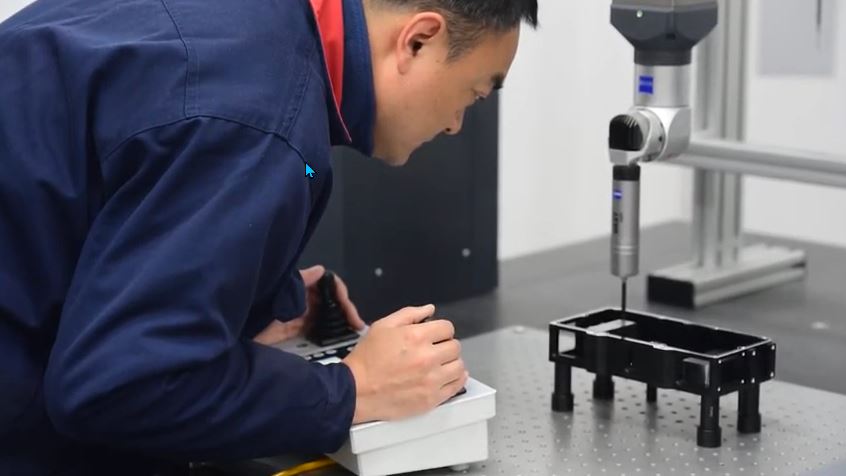 Inspecting a Part with Zeiss CMM