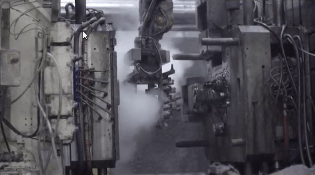 Spraying liquid Lubricant on a Die Casting Mold