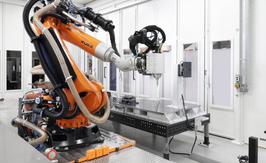 KUKA 7 Axis CNC Machining Robot