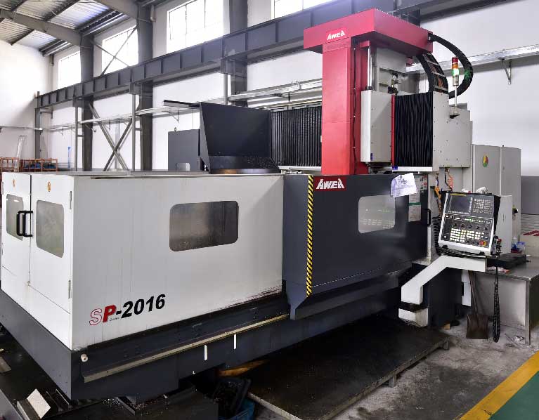 Largize-Siez-Mold-CNC-Machining-Die-Casting-Tooling