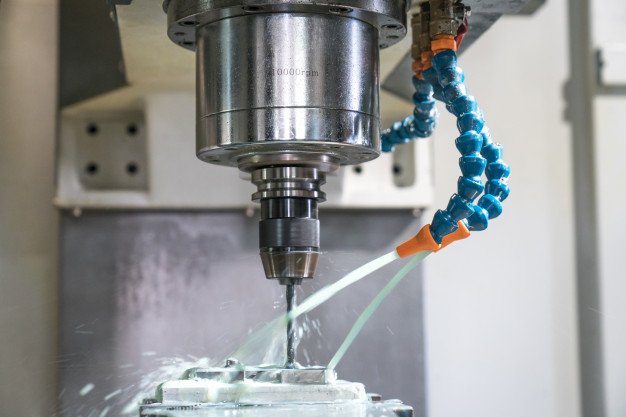 metalworking-cnc-milling-machine-cutting-metal