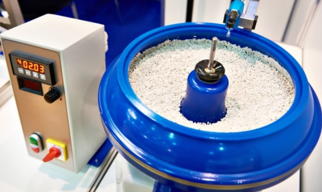 vibratory finishing machine